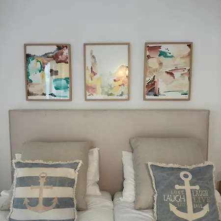 Villa 1 *